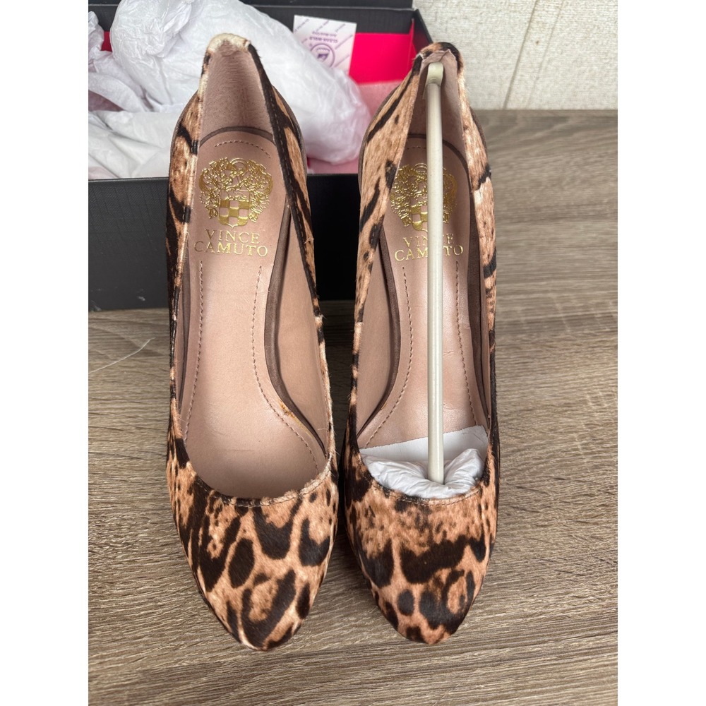 Vince Camuto Deba Leopard Calf Hair Platform Pumps Studded Heel 6.5 M - Picture 3 of 12
